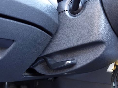 Used 2012 Volkswagen Passat TDI SE FWD image 70
