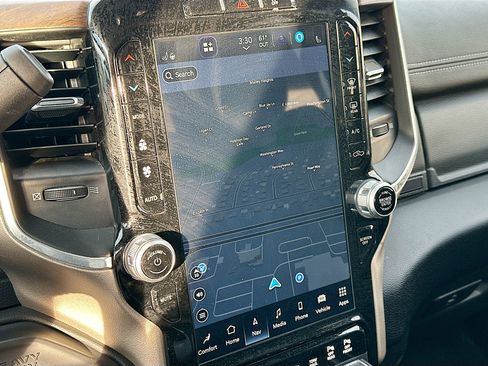 Used 2024 RAM 2500 Laramie image 22