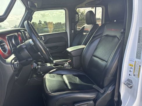 Used 2020 Jeep Gladiator Rubicon image 14