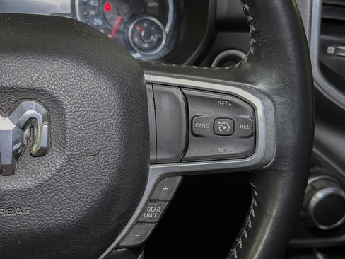 Used 2022 RAM 1500 Big Horn AWD/4WD image 36