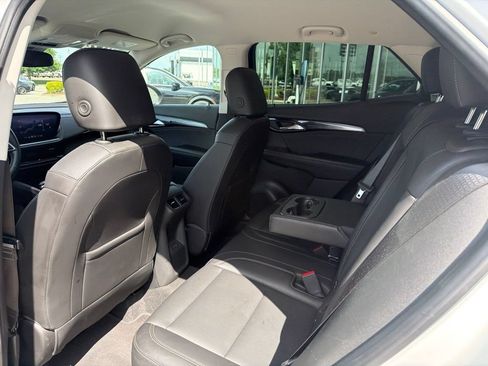 Used 2024 Buick Envision Preferred AWD/4WD image 27