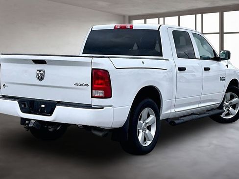 Used 2015 RAM 1500 Express AWD/4WD image 3