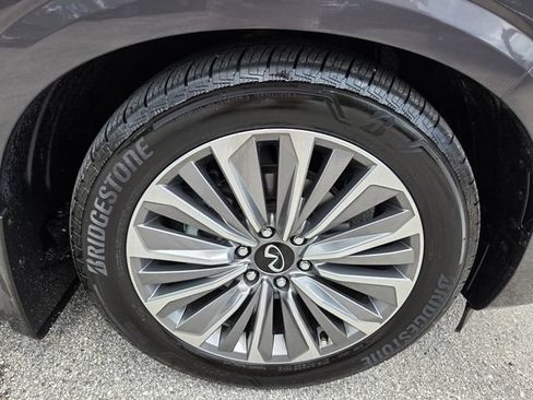 Used 2026 INFINITI QX80 Luxe w/ Cargo Package AWD/4WD image 10