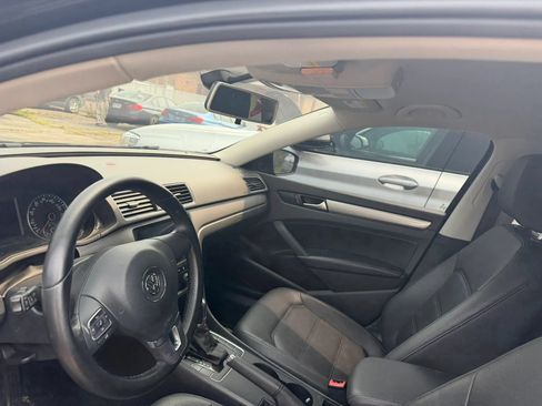 Used 2015 Volkswagen Passat 1.8T S FWD image 14