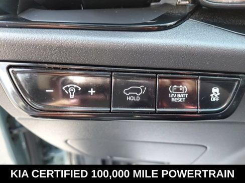 Certified 2023 Kia Niro SX Touring FWD image 19