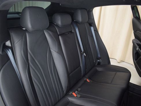 Certified 2023 Maserati Grecale Modena AWD/4WD image 18