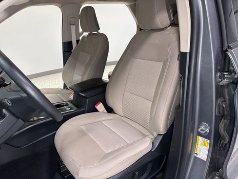 Used 2021 Ford Explorer 4WD w/ Class III Trailer Tow Package image 14