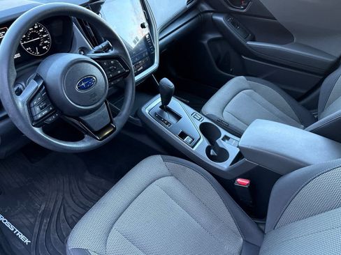 Used 2024 Subaru Crosstrek 2.0i Premium image 9
