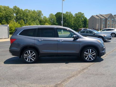 Used 2016 Honda Pilot Touring image 9