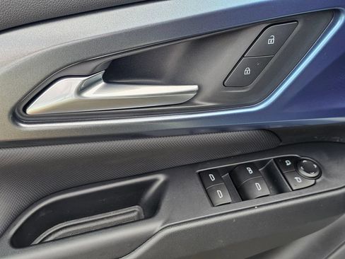 New 2026 Chevrolet Equinox EV LT AWD/4WD image 22