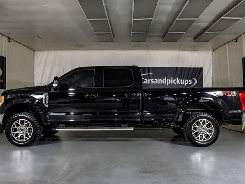 Used 2022 Ford F350 Lariat w/ Lariat Value Package AWD/4WD image 11