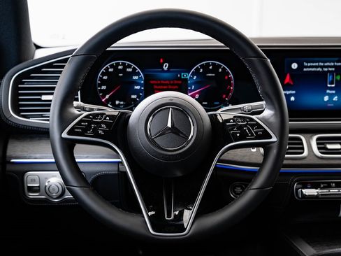 New 2026 Mercedes-Benz GLE 450 4MATIC image 42