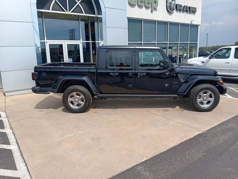 Used 2021 Jeep Gladiator Sport image 7