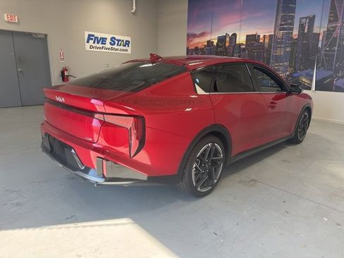 Used 2025 Kia K4 GT-Line w/ GT-Line Premium Package image 5