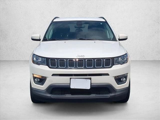 Used 2020 Jeep Compass Latitude FWD image 2