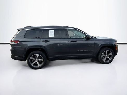Used 2023 Jeep Grand Cherokee L Limited AWD/4WD image 10