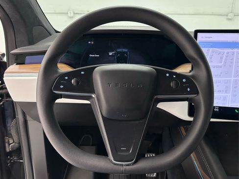 Used 2026 Tesla Model X AWD/4WD image 26