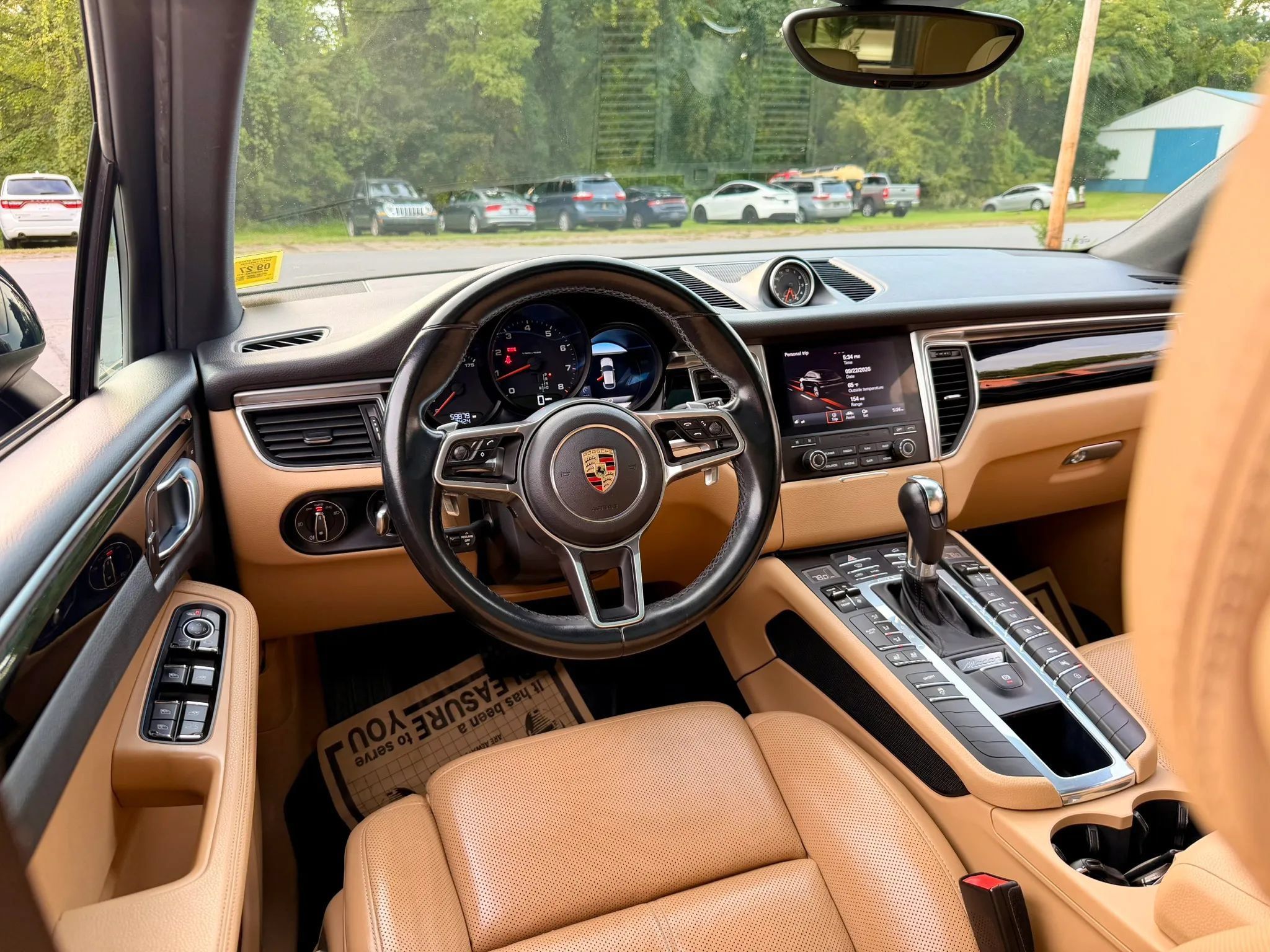 Used 2018 Porsche Macan Sport Edition AWD/4WD image 47