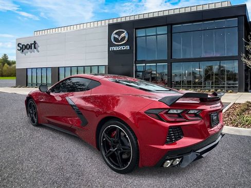 Used 2022 Chevrolet Corvette Stingray Premium Cpe w/ Z51 Performance Package RWD image 6