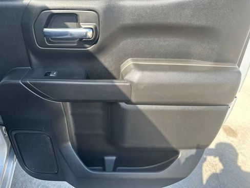 Certified 2022 Chevrolet Silverado 1500 Custom w/ LPO, Dark Essentials Package AWD/4WD image 24