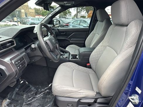 Certified 2025 Toyota Tacoma SR5 image 18