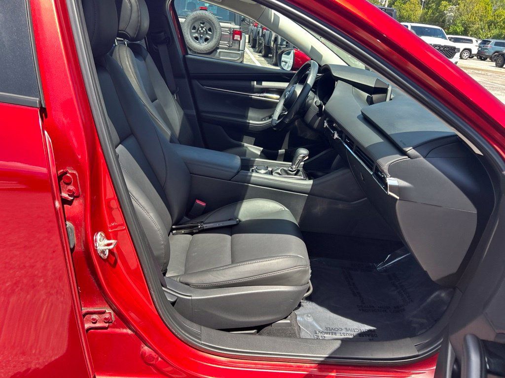 Used 2021 MAZDA MAZDA3 s FWD image 24