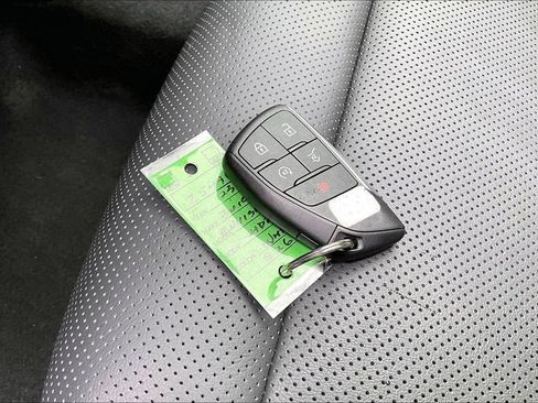 Used 2023 Buick Envision Essence w/ Sport Touring Package AWD/4WD image 12