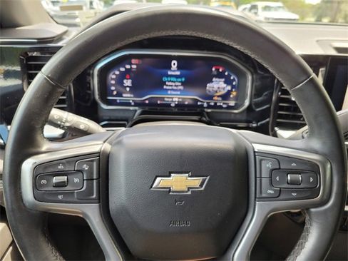 Used 2024 Chevrolet Silverado 2500 LT image 34
