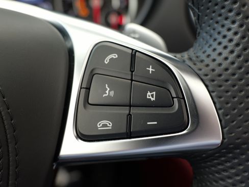Used 2018 Mercedes-Benz SL 550 image 34