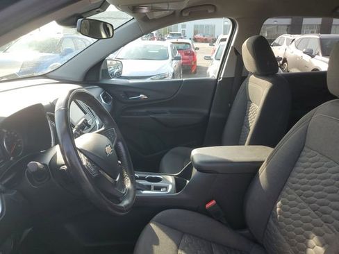 Used 2019 Chevrolet Equinox LT FWD image 16