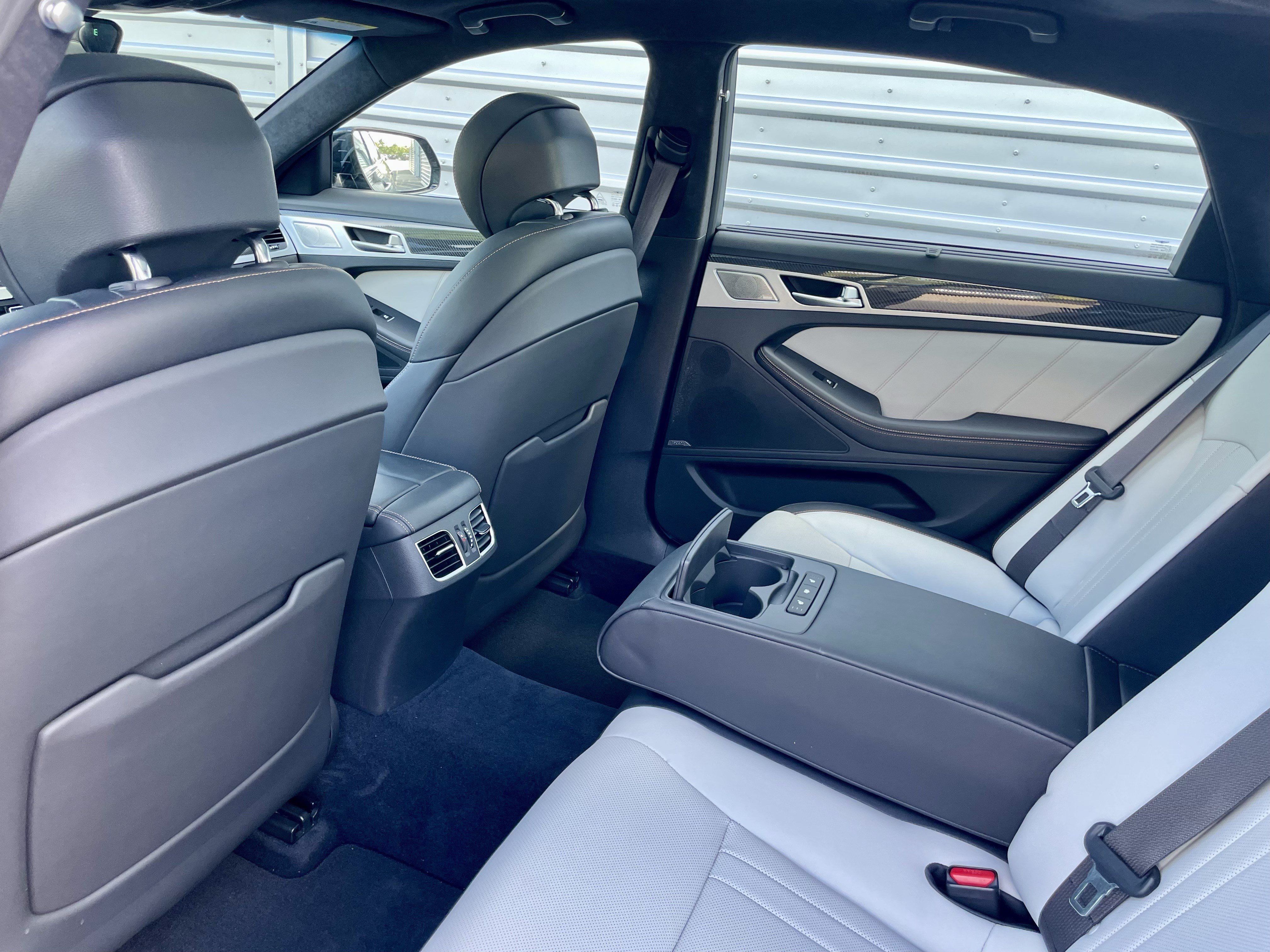 Used 2019 Genesis G80 3.3T Sport RWD image 30