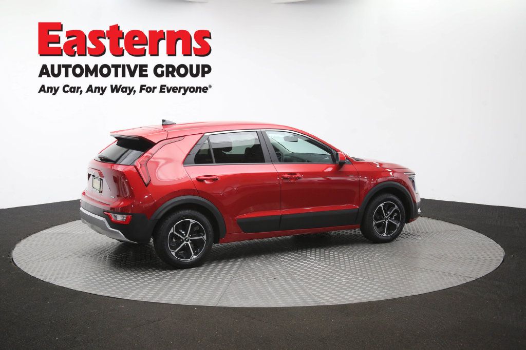 Used 2025 Kia Niro LX FWD image 43