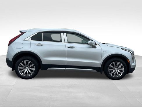 Used 2021 Cadillac XT4 Premium Luxury image 6