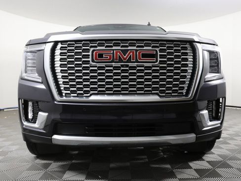 Certified 2023 GMC Yukon XL Denali image 2