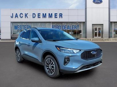 Certified 2025 Ford Escape SE