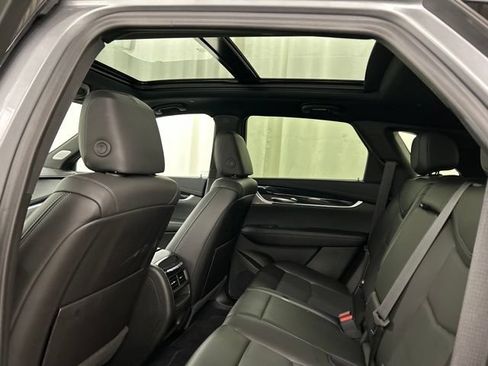 Used 2024 Cadillac XT5 Premium Luxury w/ Technology Package AWD/4WD image 26