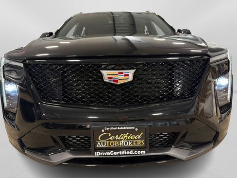 Used 2024 Cadillac XT4 Sport AWD/4WD image 11