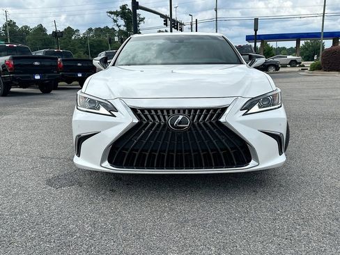 Used 2024 Lexus ES 300h w/ Technology Package FWD image 5