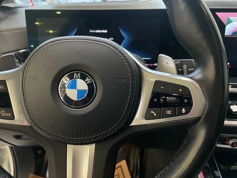 Used 2024 BMW X5 xDrive40i w/ M Sport Package image 11