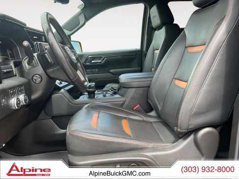 Used 2023 GMC Sierra 1500 AT4 w/ AT4 Premium Package AWD/4WD image 9