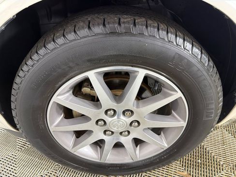 Used 2014 Buick Enclave Leather image 13