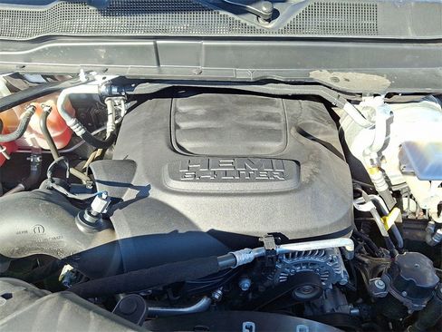 Used 2024 RAM 2500 Laramie image 26