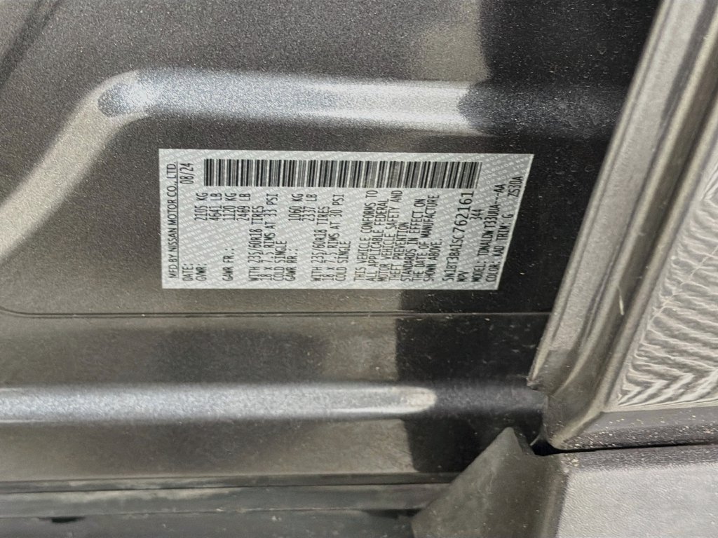 Used 2025 Nissan Rogue SV FWD image 32