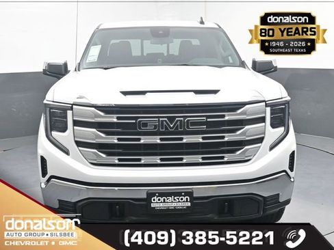 New 2026 GMC Sierra 1500 SLE image 3