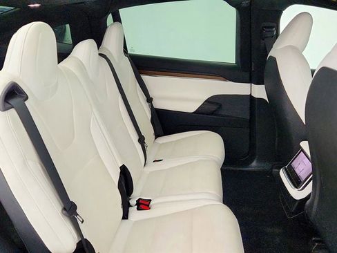 Used 2023 Tesla Model X AWD/4WD image 25