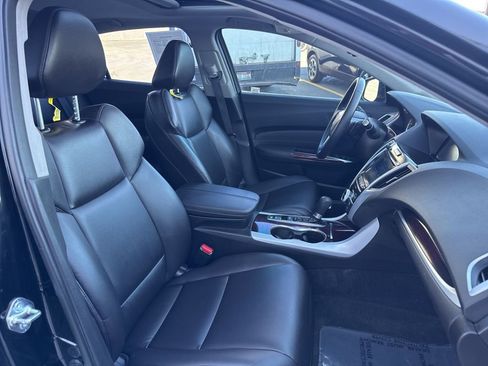 Used 2017 Acura TLX image 31