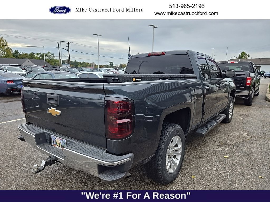Used 2017 Chevrolet Silverado 1500 LT w/ All Star Edition AWD/4WD image 3