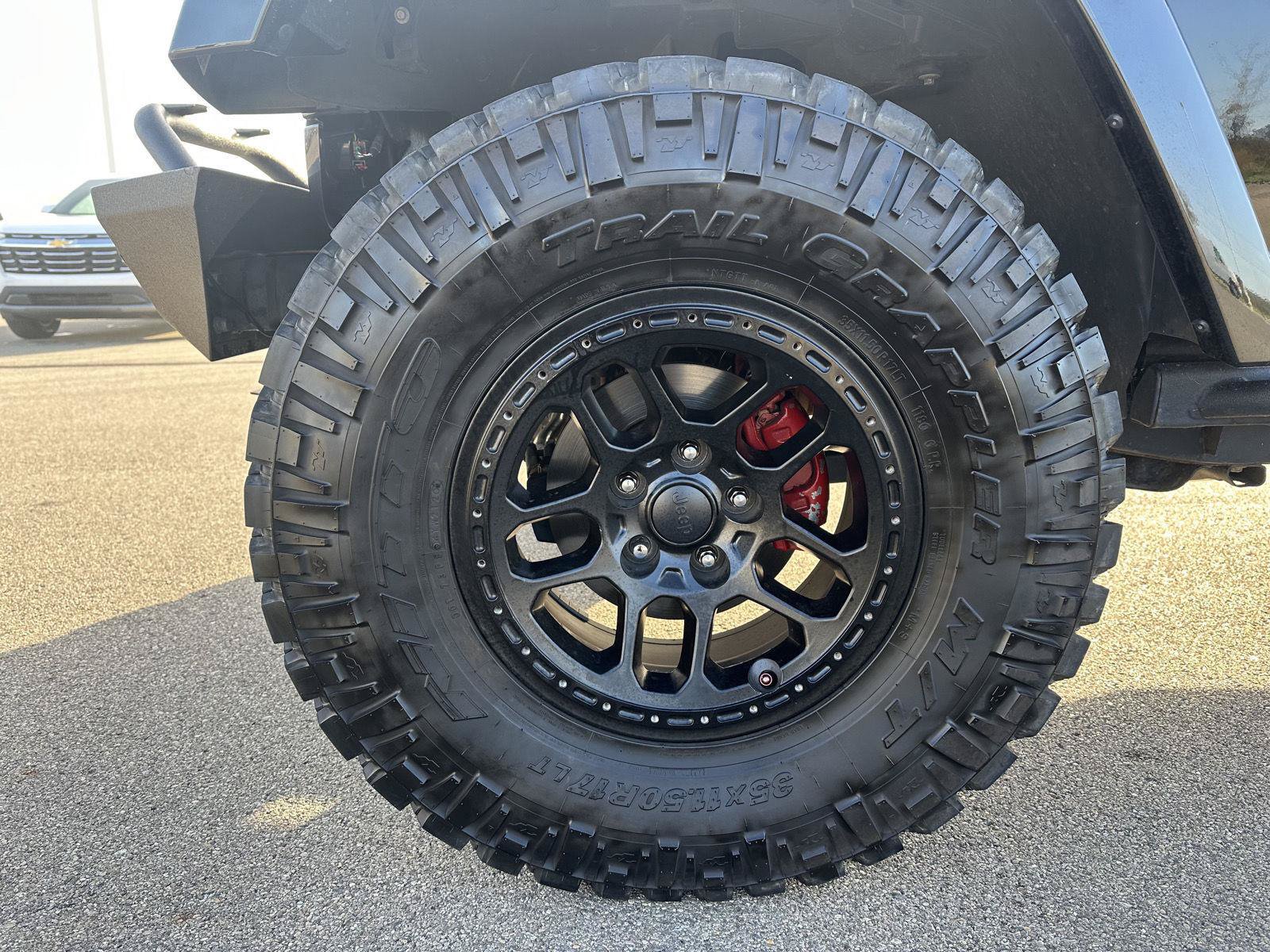 Used 2018 Jeep Wrangler Unlimited Rubicon AWD/4WD image 7
