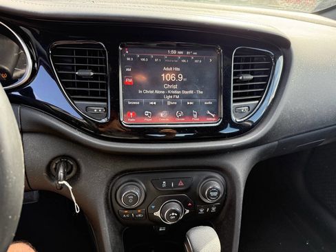 Used 2013 Dodge Dart Limited image 23