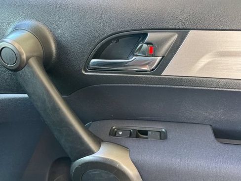 Used 2011 Honda CR-V LX image 20